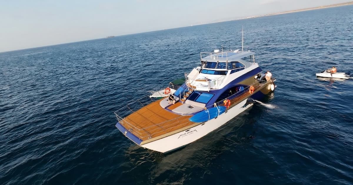 Ktamaran Luxury Boat